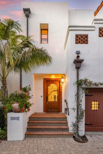 4386 Modoc Rd, Santa Barbara, CA 93110-1836