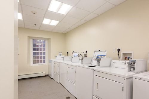 65 Weybosset St, Providence RI  02903-2830 exterior