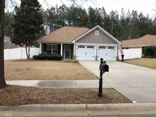 163 Cottage Club Dr, Locust Grove, GA 30248-4220