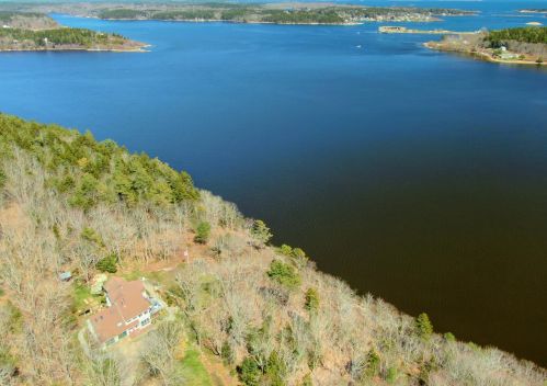40 Bay Ledges Rd, Phippsburg, ME 04562-4727