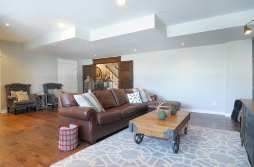15736 Diamond Way, Saint Paul MN  55124-6897 exterior