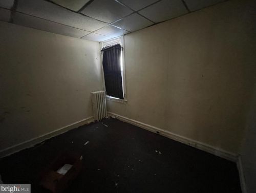 1607 Chelten Ave, Philadelphia PA 19126-3523 exterior