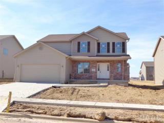 700 Pintail Ln, Beverly Manor IL  61571-9256 exterior