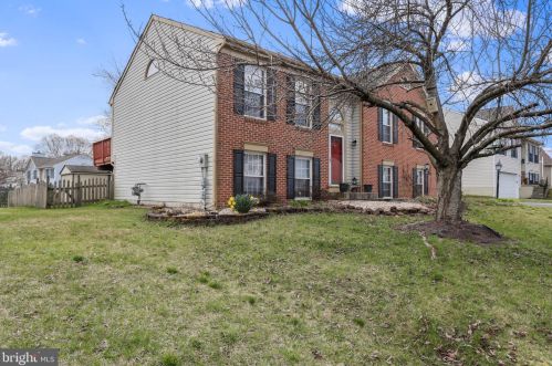 10725 Timothy Dr, Williamsport, MD 21795-1609