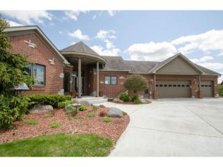 487 Theis Dr, Prior Lake, MN 55379-9533