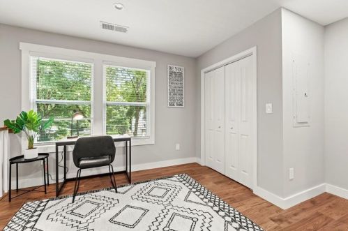 2696 George St, Atlanta GA  30318-1123 exterior