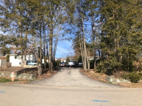 10 Colony Dr, Providence, RI 02919-2338