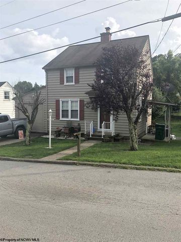 803 Duff Ave, Clarksburg WV  26301-4023 exterior