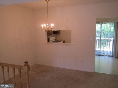 9080 Pickwick Village Ter, Silver Spring MD 20901-3882 exterior