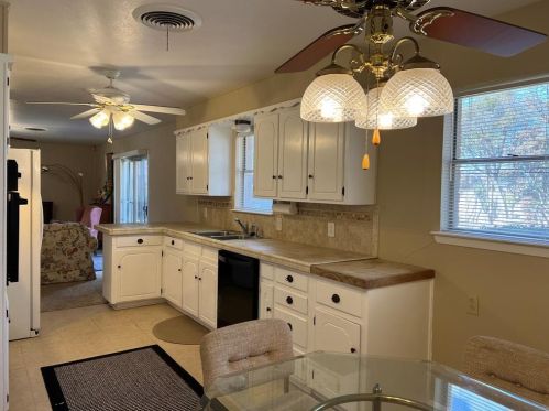 6132 Walraven Cir, Fort Worth TX  76133-2744 exterior
