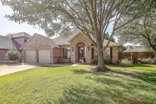 7 Macan Ct, Midlothian, TX 76063-3725