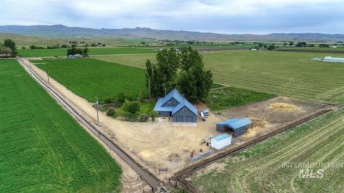 827 Olds Ferry Rd, Jonathan, ID 83672-5013