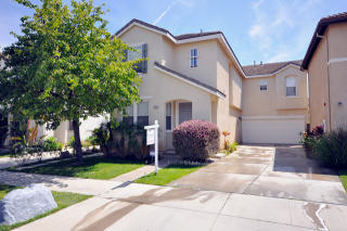 1012 Briana Cir, Oxnard, CA 93030-6080