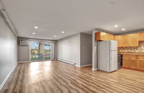 10152 84th Ter, Palos Hills, IL 12211-1321