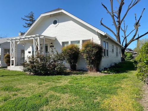1733 West Ln, Stockton, CA 95205-3351
