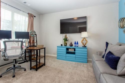 1077 Creekhead Dr, Villa Rica, GA 30180-3418