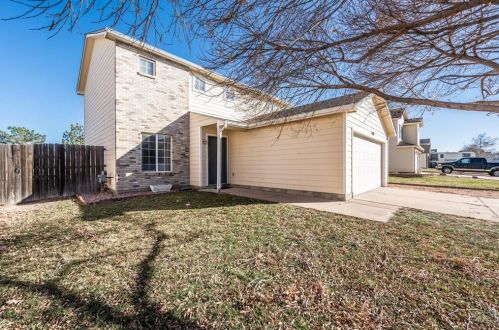 5336 Manor Ridge Dr, Pueblo, CO 81005-5528