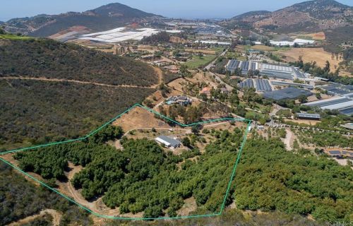 2920 Twin Oaks Valley Rd, San Marcos, CA 92069-9735