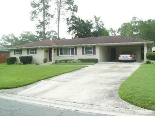 709 Beville St, Waycross, GA 31501-6317