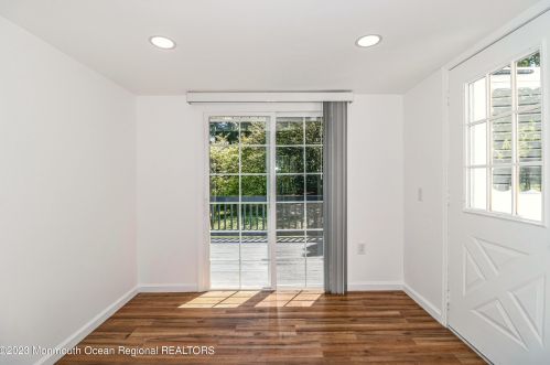 139 Asbury Ave, East Freehold NJ  07728-8186 exterior