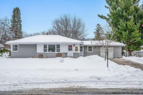 2814 Dellwood Ave, Saint Paul MN  55113-1827 exterior