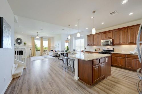 129 Briarpatch Ct, Austin TX  78737-4635 exterior