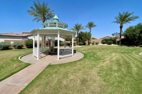 83275 Greenbrier Dr, Indio, CA 92203-3021
