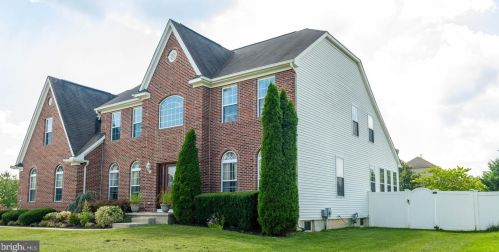 114 Desilvio Dr, Erial, NJ 08081-3407