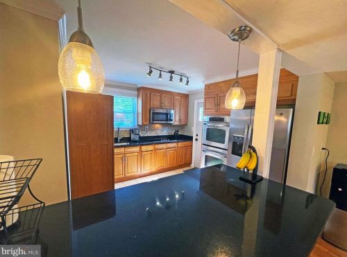 11802 Charles Rd, Silver Spring MD 20906-4606 exterior