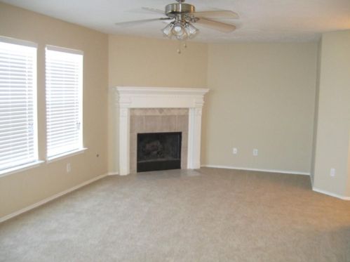 5124 Alderney Ct, Richmond TX  77471-5686 exterior