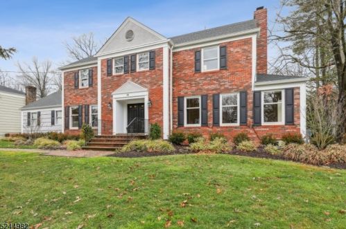 14 Powell Dr, Town Center, NJ 07052-1332