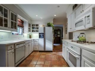 3870 Dunhaven Rd, Dallas TX  75220-3734 exterior