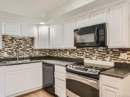 2795 Lansing Way, Aurora CO  80014-3064 exterior