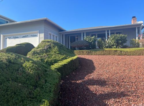 1290 Hillcrest Blvd, Millbrae, CA 94030-2242
