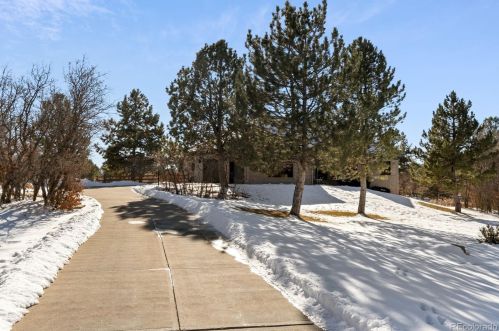 81 Red Deer Rd, Franktown CO  80116-8737 exterior