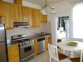1924 Taylor St, San Francisco CA  94133-2612 exterior