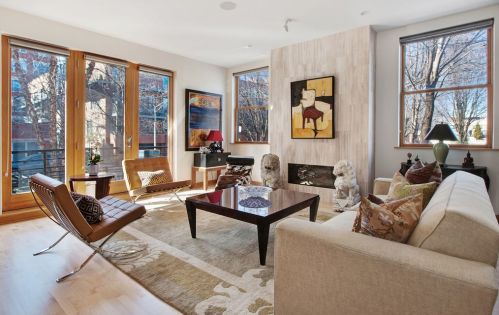1731 Marshfield Ave, Chicago, IL 60622-1455