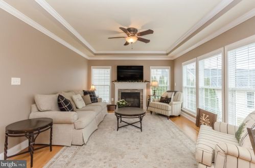 169 Colonial Dr, Charles Town WV 25414-4920 exterior