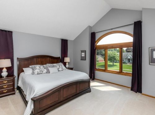 8405 135th St, Saint Paul MN  55124-9538 exterior