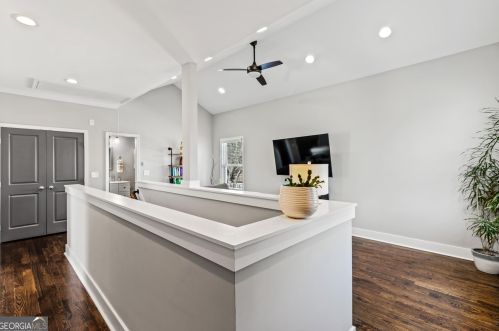 1795 Langston Ave, Atlanta GA  30310-4560 exterior