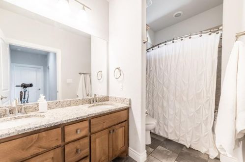 345 Arbors Cir, Webberville TX  78621-5574 exterior