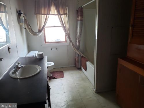 1010 Harrisburg Pike, Carlisle PA  17013-1615 exterior