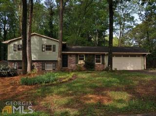 3876 Gloucester Dr, Tucker, GA 30084-7226