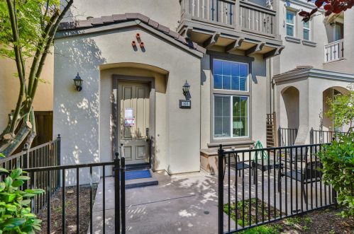 818 Foxworthy Ave, San Jose, CA 95125-6398