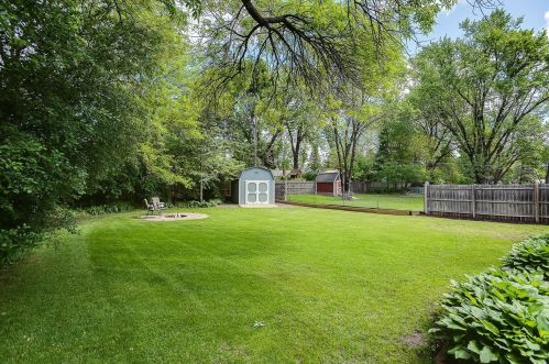 2095 Blomquist Ave, Saint Paul MN  55110-4701 exterior