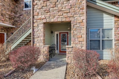 18611 Water Dr, Aurora, CO 80013-6290