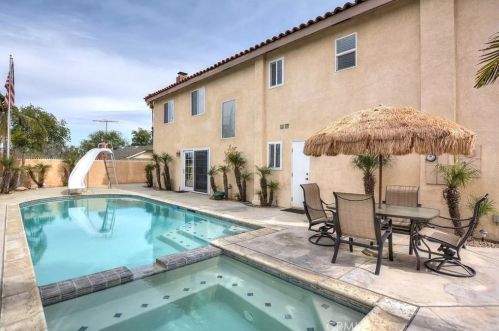 6113 Academy Ave, Riverside, CA 92506-3702