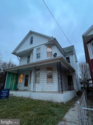 10 Browning St, Cumberland, MD 21502-3921