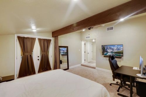 2017 Jennifer Ct, Carrollton TX 75007-3528 exterior