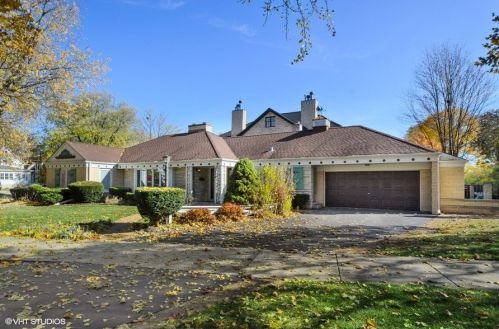 5854 Nickerson Ave, Chicago, IL 60631-2426